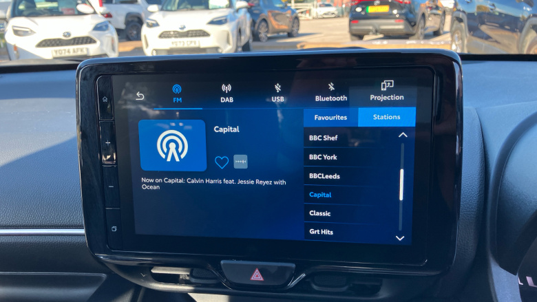 Toyota Yaris 1.5 Hybrid Design 5dr CVT Hybrid Hatchback